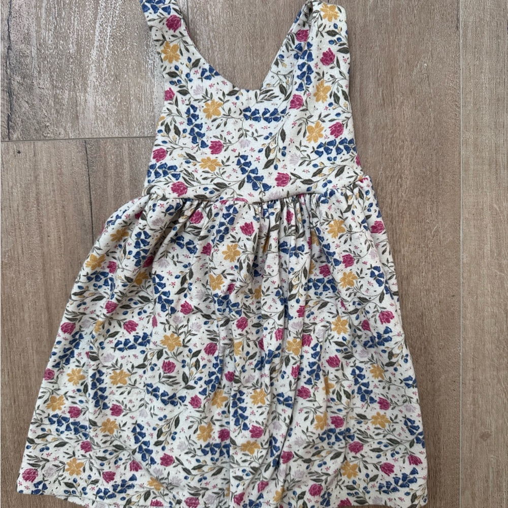 Adorable LuLu & Roo floral dress